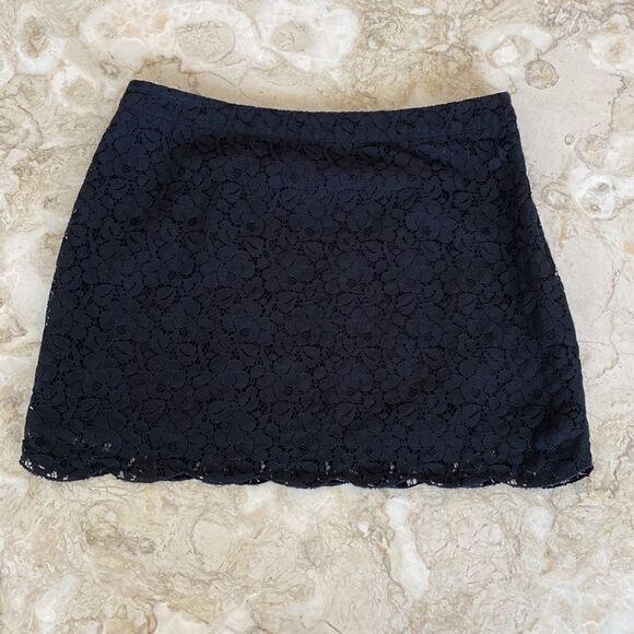 Aritzia Talula Etta Lace Mini Skirt - Picture 5 of 12